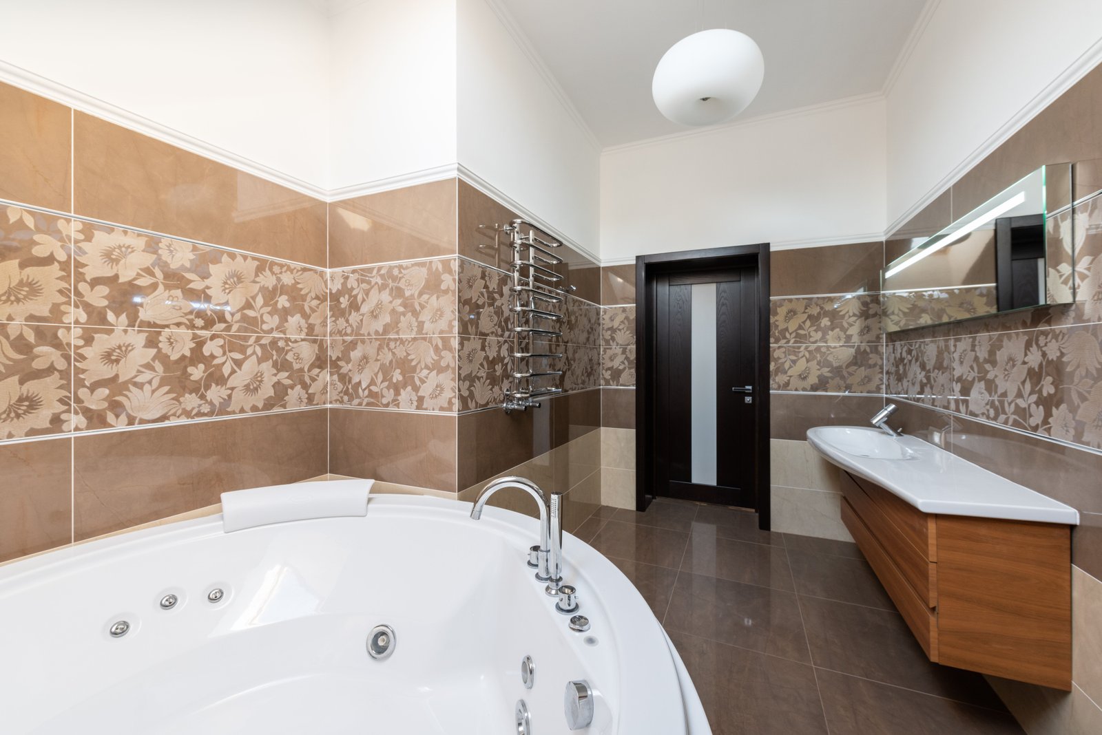 Bathrooms - Modern & Stylish